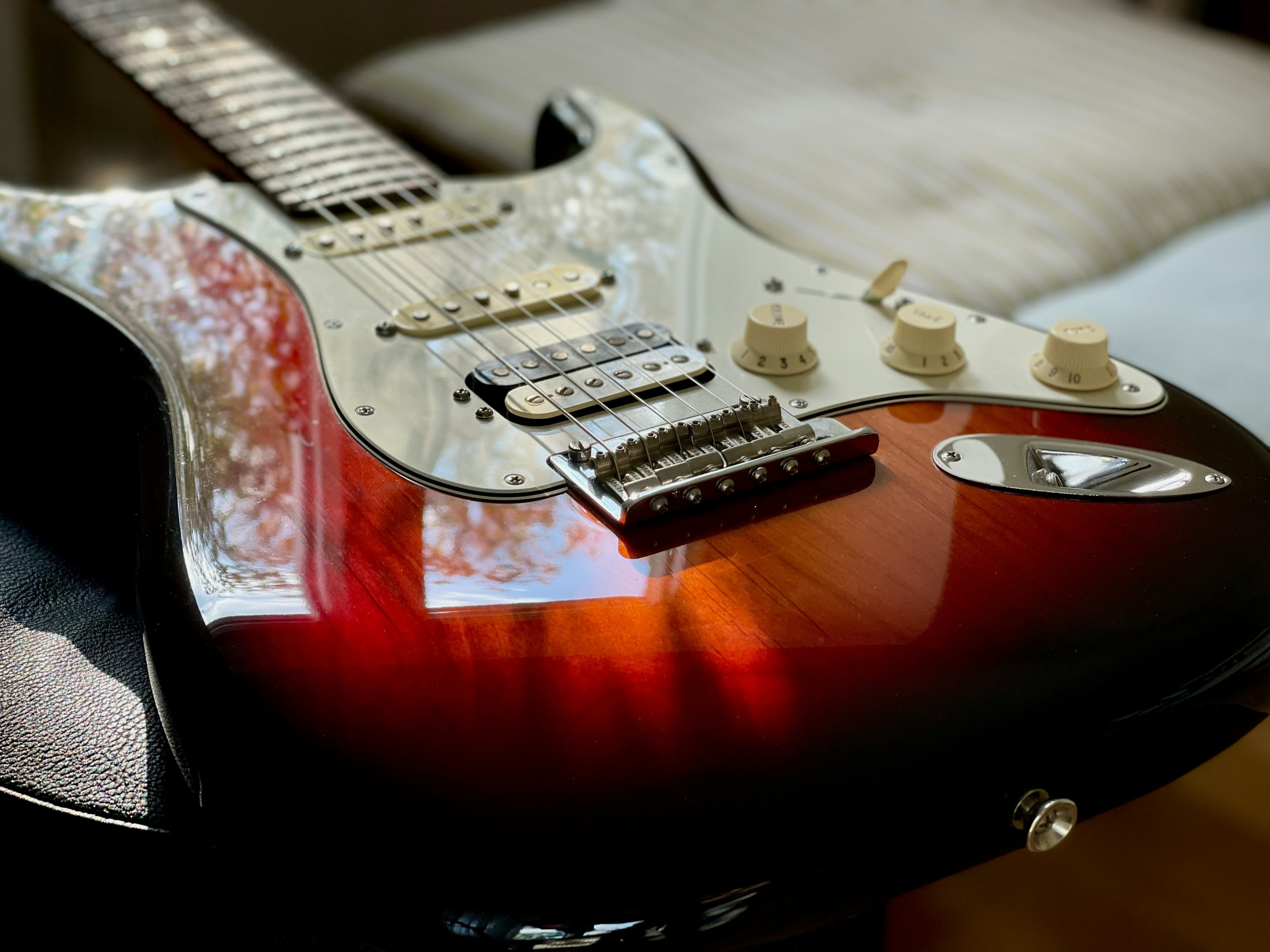 Electric Guitar - Strat Style Sunburst